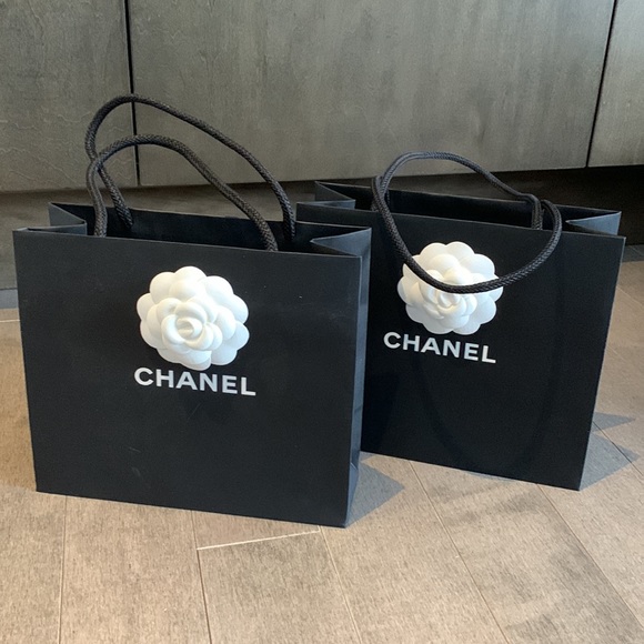 Set of 2 Chanel Shopping Bags Black with camellia authentic - Picture 3 of 8